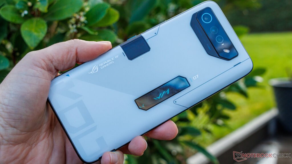 Best Smartphones of 2025 : Top Picks for Power, Performance & Innovation